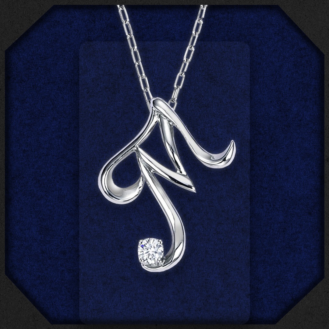 イニシャル【Ｍ】ロイヤルアッシャーダイヤモンド0.05ctネックレス ロイヤル・アッシャー〉イニシャル