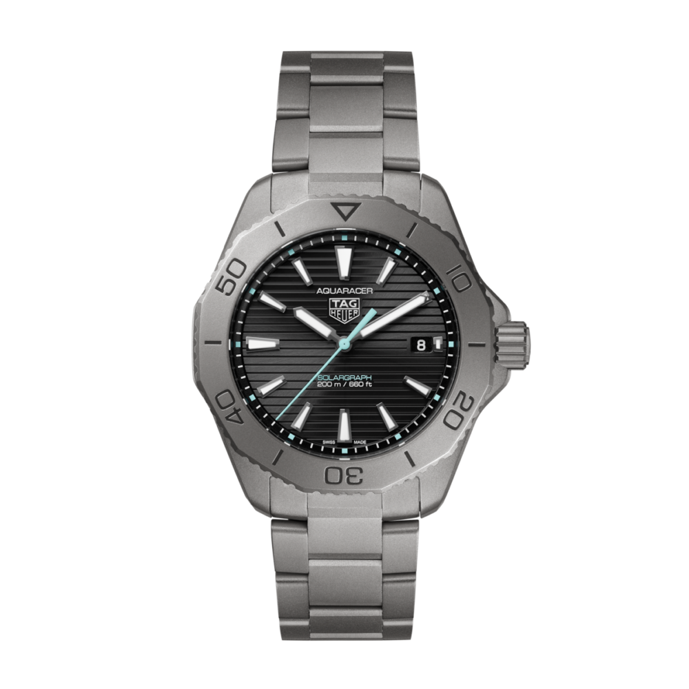 TAG Heuer プロフェッショナル 時計 200m防水 タグ・ホイヤー アクアレーサー プロフェッショナル200に新作