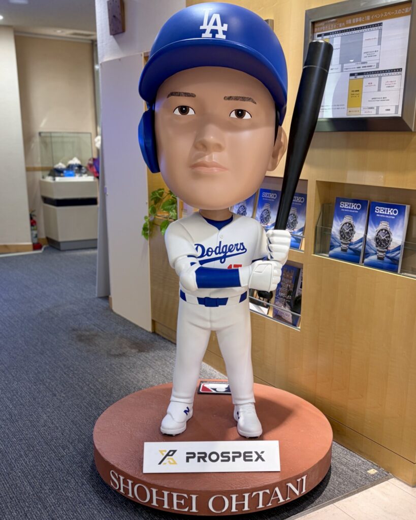 大谷翔平選手 ジャンボボブルヘッド 特別展示 静岡伊勢丹